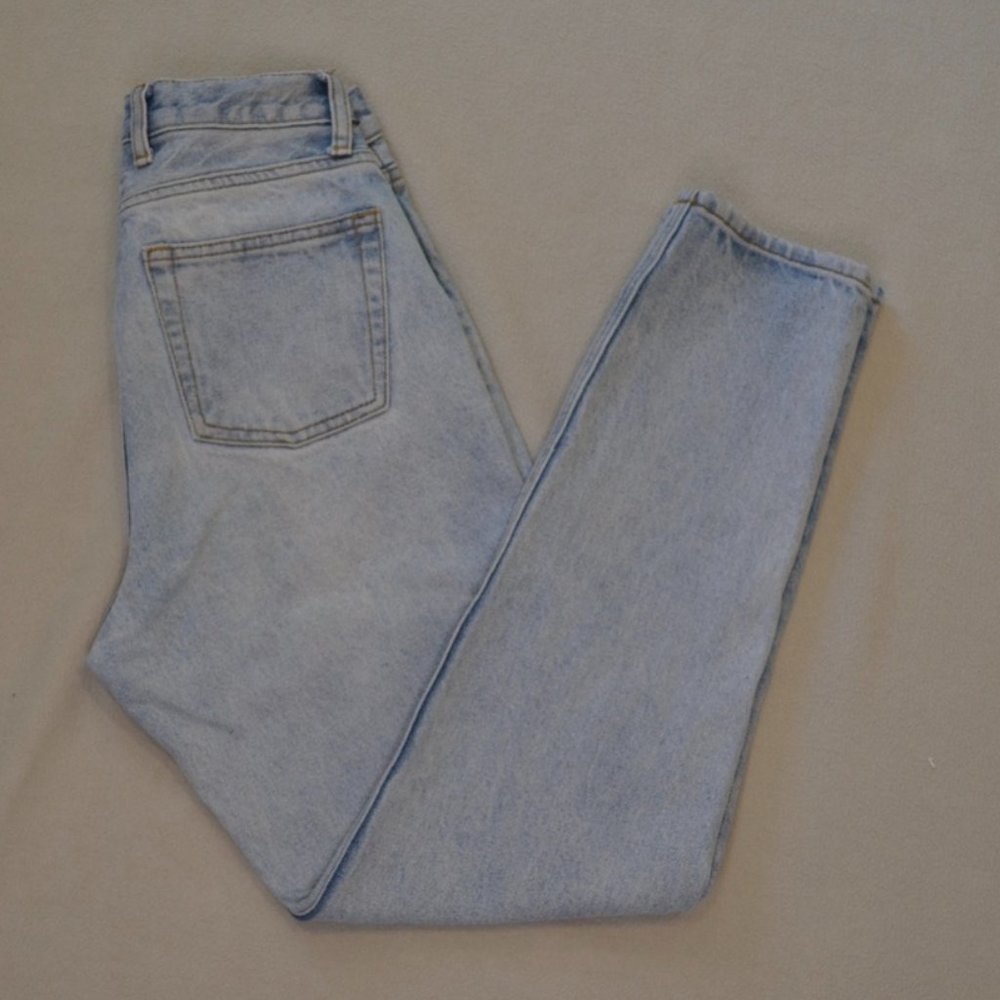 Brandy Melville Boyfriend Jeans